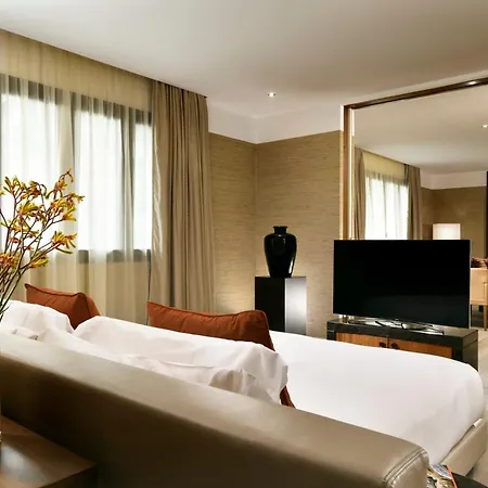 Milan Suite Hotel Hotel 4*