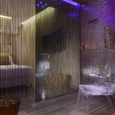 Milan Suite Hotel 4*