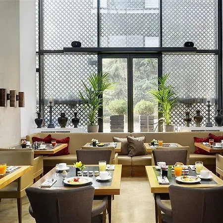 Hotel Milan Suite Hotel 4*