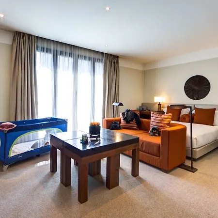 Milan Suite Hotel 4* Milán