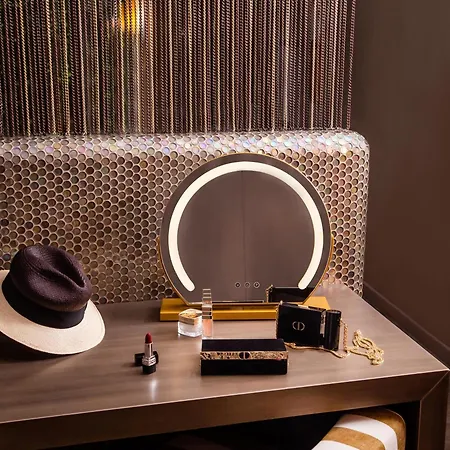 Отель Milan Suite Hotel 4*