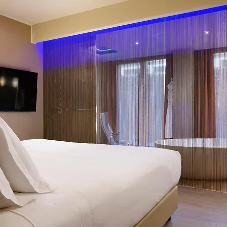 Milan Suite Hotel Отель Милан