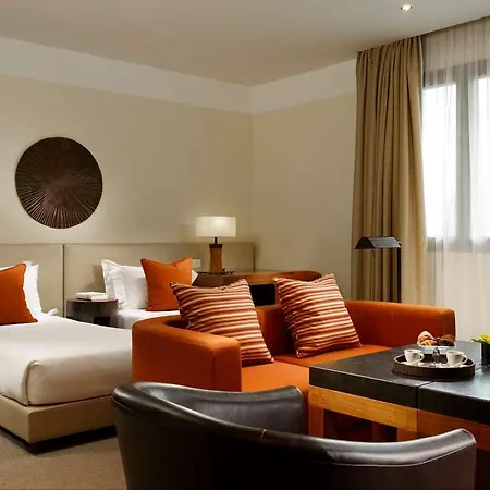 Milan Suite Hotel Отель 4*