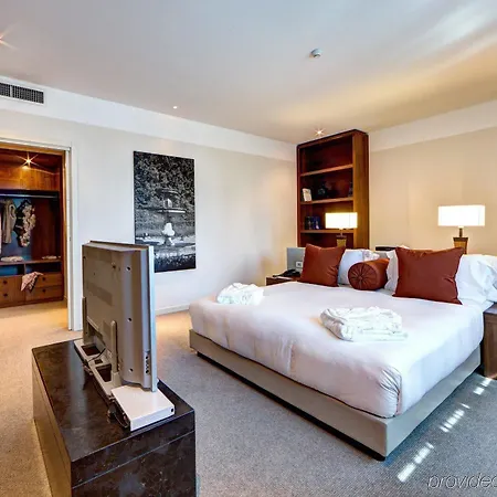 Milan Suite Hotel Отель