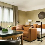 Milan Suite Hotel מלון