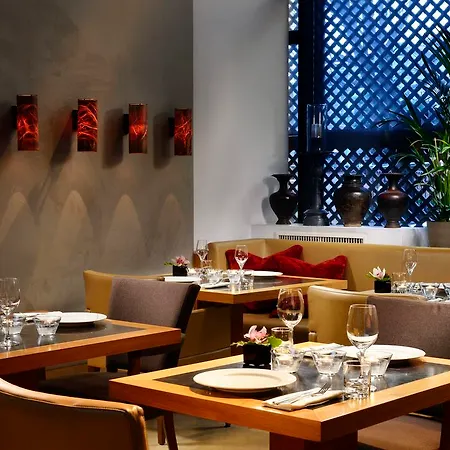 Milan Suite Hotel Otel