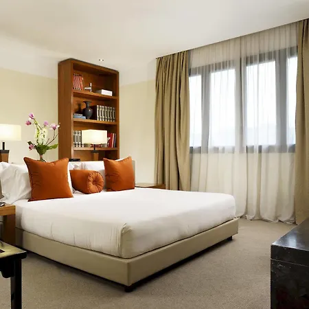 Otel Milan Suite Hotel