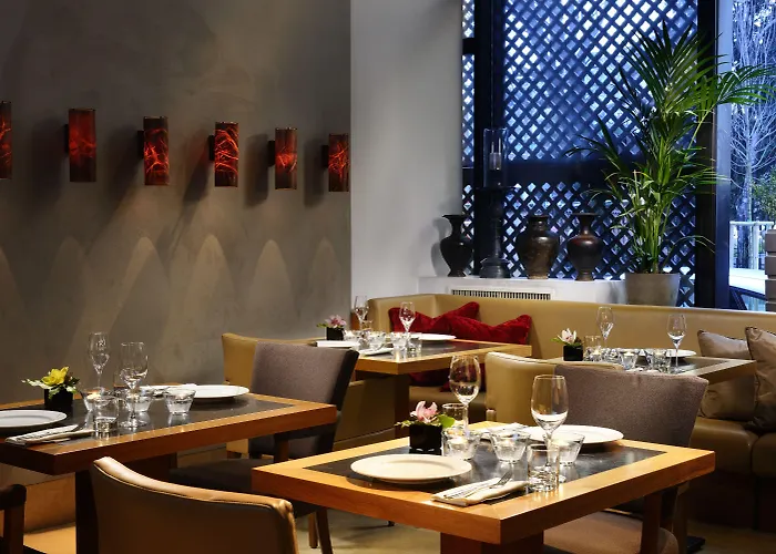 Milan Suite Hotel 4*
