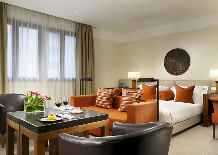 Milan Suite Hotel 4* Milán
